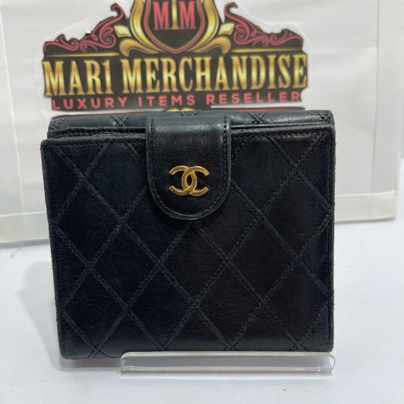Chanel Quilted double flap wallet  in black lambskin leather. - Picture 12 of 16